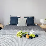 Artus Apartments